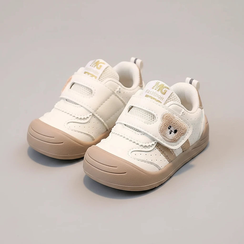 Sneakers bébé en cuir souple Petit Trésor, antidérapantes, parfaites pour premiers pas, pour fille et garçon.