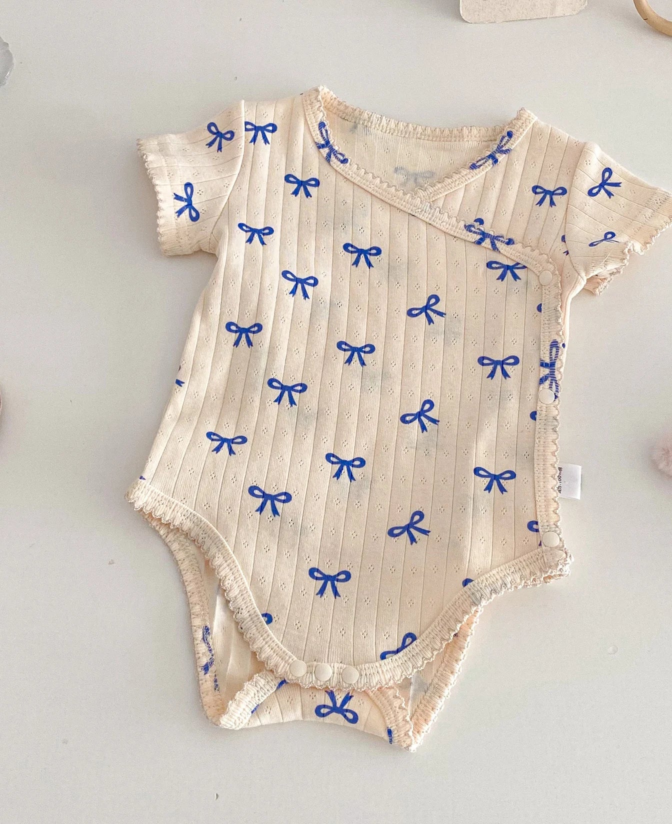 Body Bébé Cœur – Élégance & Douceur pour les Petites Princesses